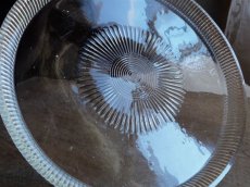 画像4: アンティーク 19世紀 型吹きガラスのプレート  (4)