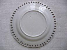 画像8: アンティーク 白釉のパニエ皿 A (8)
