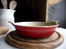 画像3: ルクルーゼ 鋳物 グラタン皿 18 cm  チェリーレッド (3)