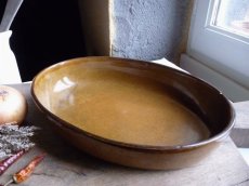 画像4: フランスアンティーク オーバル型のグラタン皿 胡桃色 (4)