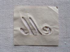 画像4: フランス製 イニシャル 刺繍シート No.3 '' M '' (4)