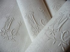 画像1: フランス製 アンティーク ダマスク織り セルヴィエット イニシャル MJ　(在庫4→2) (1)