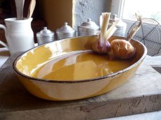 画像2: フランスアンティーク オーバル型のグラタン皿  黄釉 (2)