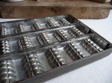 画像11: イタリア アンティーク チョコレート型 ブリック   (日本国内発送品） (11)