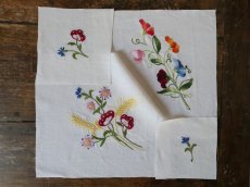 画像4: フランス アンティーク モノグラム＆モチーフ 花刺繍 セット  (4)