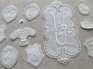 フランス アンティーク モノグラム＆モチーフ 花刺繍 セット