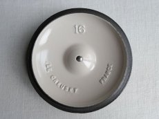 画像15: 【送料込み価格表示】ルクルーゼ 片手鍋 チョコレート 16 cm  (15)
