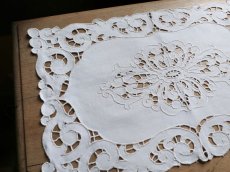 画像2: フランス製 アンティーク リネン リシュリュー刺繍クロス (2)