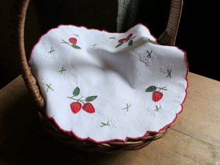 フランス アンティーク 薔薇のクロスステッチ 手刺繍 クロス