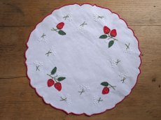 画像3: フランス アンティーク 手刺繍アップリケ クロス 野いちご B (3)