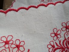 画像7: フランス ヴィンテージ 赤糸刺繍の棚飾り かぼちゃ　(在庫5→3) (7)