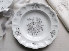 画像1: リュネヴィル  深皿  モノトーンの花絵 C (1)
