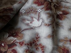 画像1: フランス アンティーク ファブリック 点描花鳥柄 B (1)