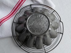 画像13: フランスアンティーク お菓子型 FLAN LYONNAIS B (13)