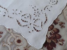 画像16: フランス アンティーク  手刺繍のハンカチ リシュリュー リボン (16)