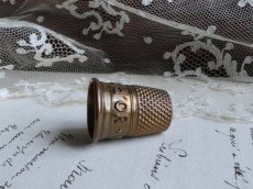 画像9: フランス アンティーク 指ぬき CABLE LOUIS L'OR (9)