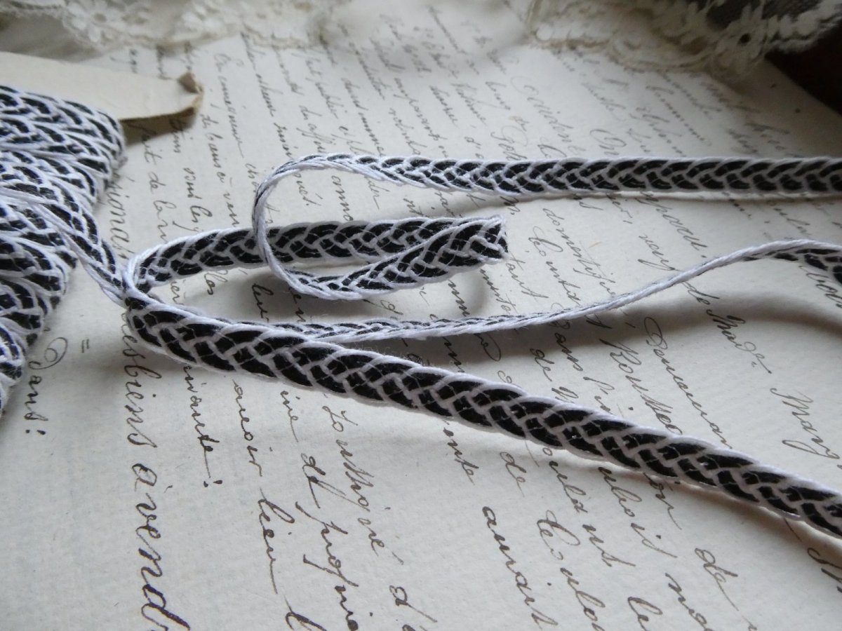 画像2: フランス アンティーク 台紙付き トリム コード ブラック (2)