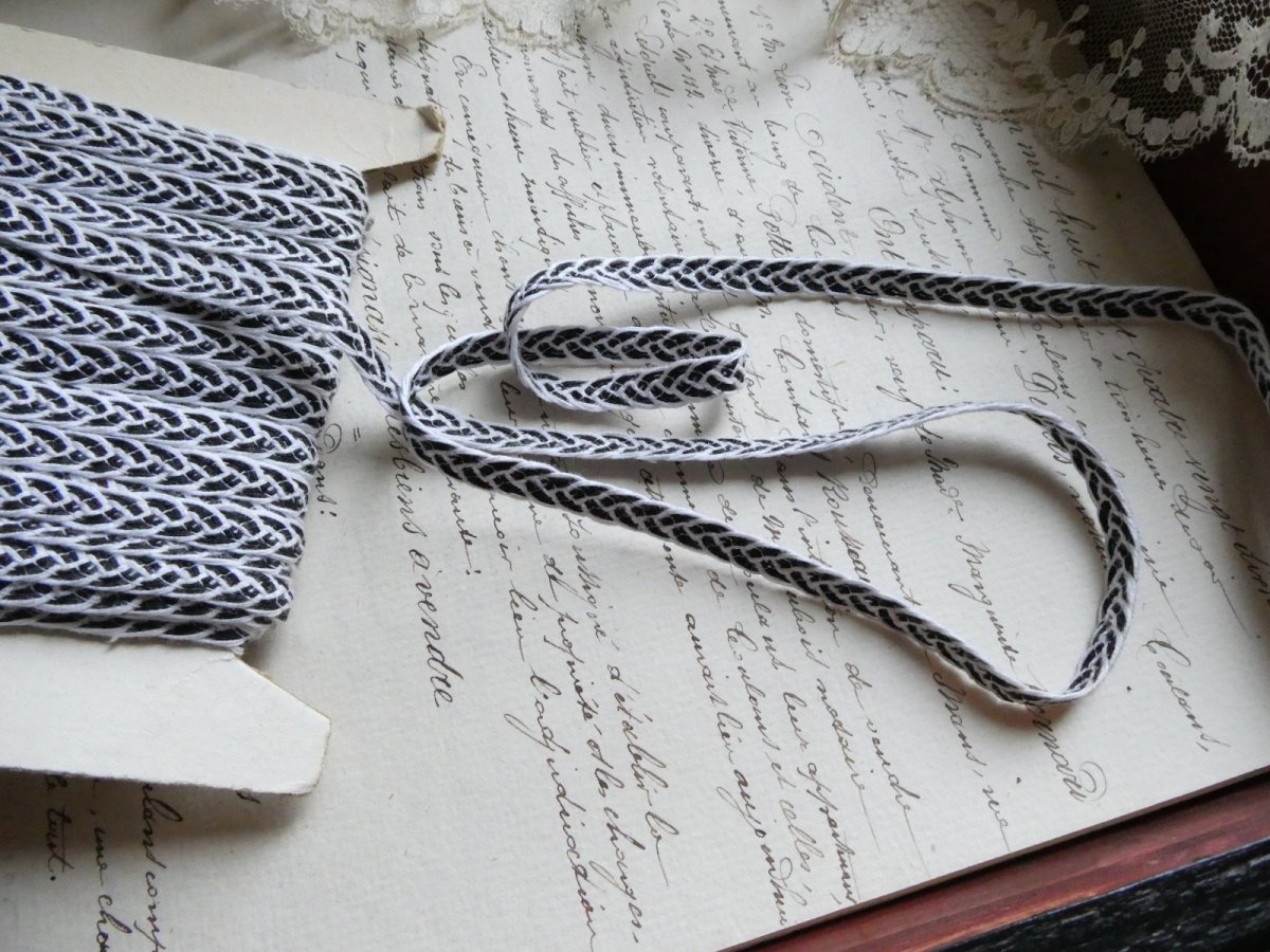 画像1: フランス アンティーク 台紙付き トリム コード ブラック (1)