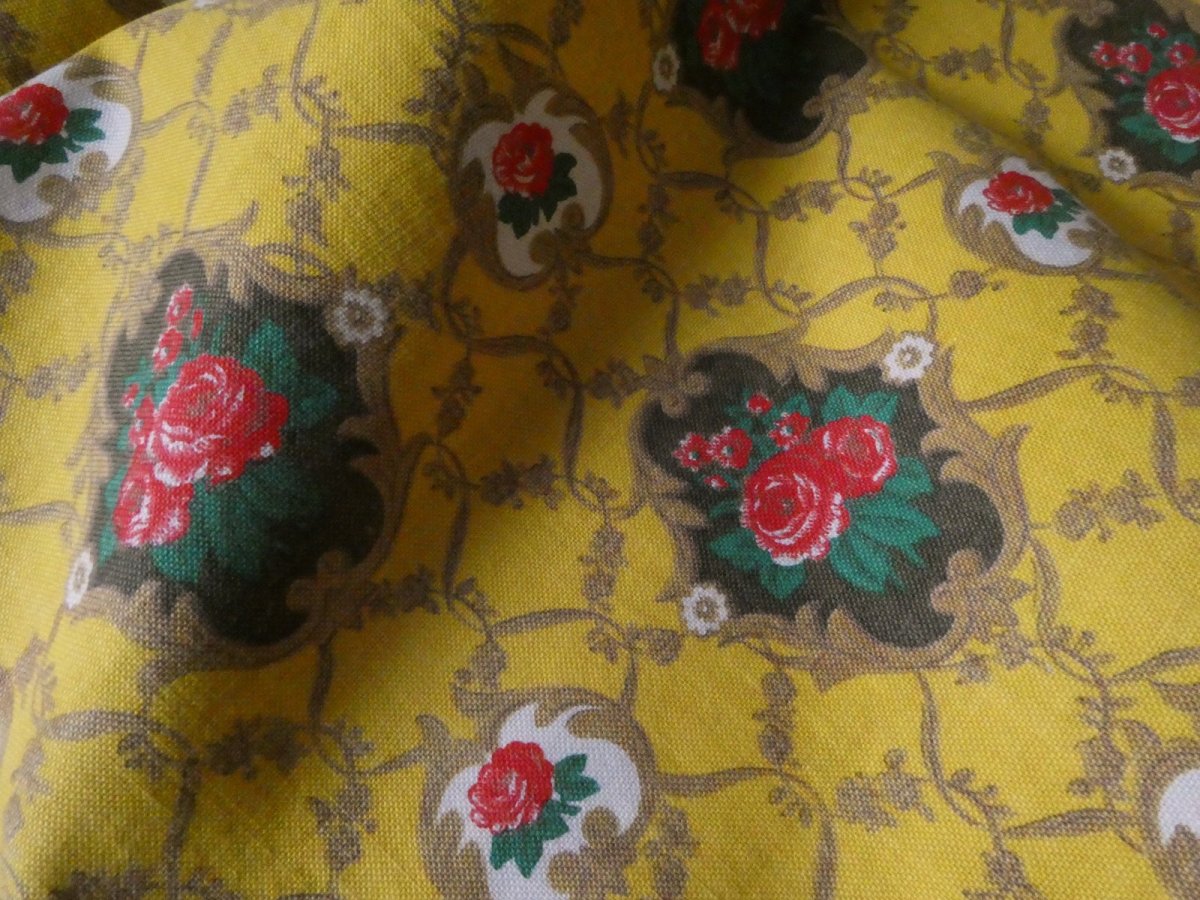画像2: フランス ヴィンテージ ファブリック ローズメダイヨン  (2)