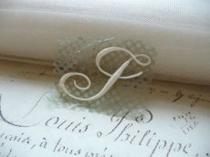 画像4: フランス製 イニシャル 刺繍シート '' J ''  (4)