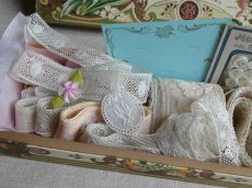 画像17: フランス アンティーク サボンボックス入り メルスリーセット すずらん (17)