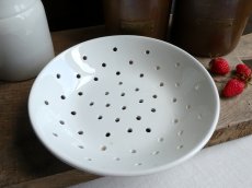 画像5: ディゴワン ＆ サルグミンヌ 白い水切り皿  (5)