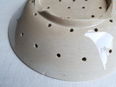 画像10: フランス アンティーク 古色の水切り皿  (10)