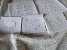 画像14: フランス アンティーク イニシャル & 花刺繍のリネン (14)