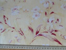 画像8: フランス ヴィンテージ ファブリック 儚いお花 ペールイエロー (8)