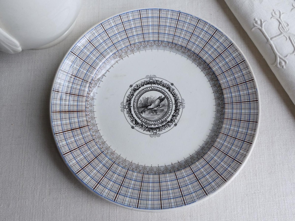 画像3: ヴィエイヤール ボルドー デザートプレート LA PERDRIX ET LA MOUCHE (3)