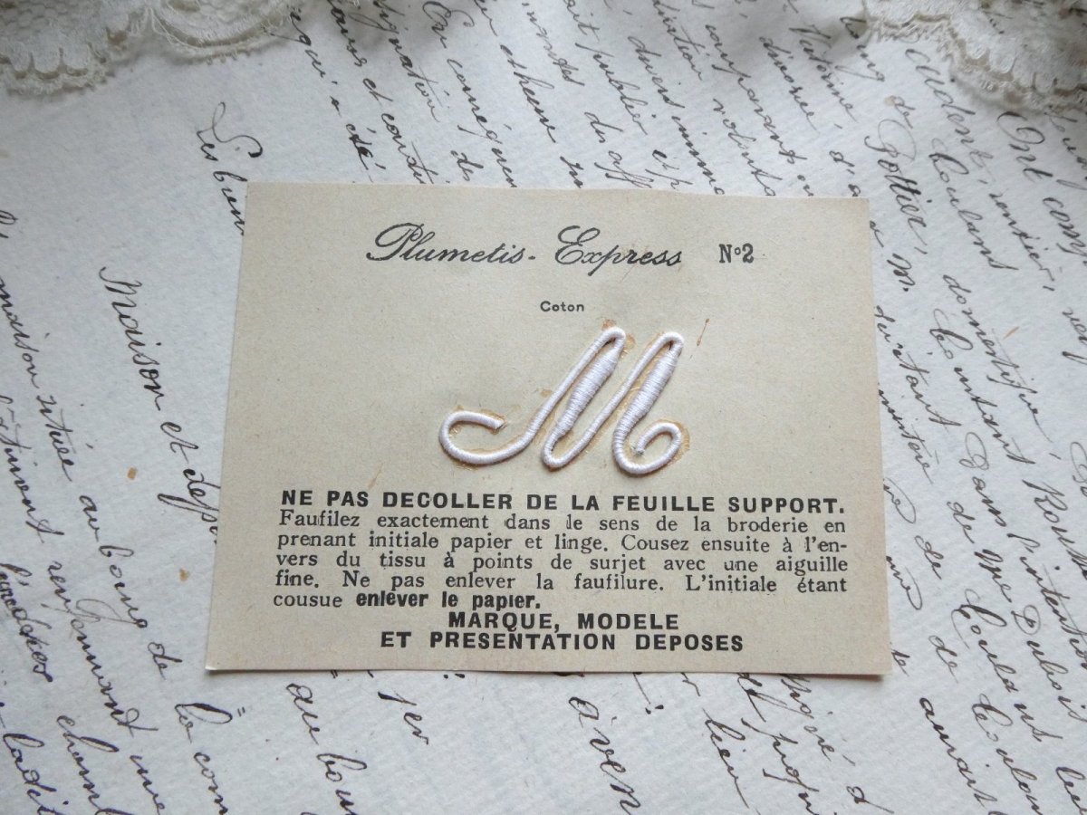 画像3: フランス製 イニシャル 刺繍シート No.2  '' M '' (3)