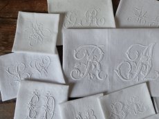 画像4: フランス アンティーク モノグラム イニシャル セット  (4)