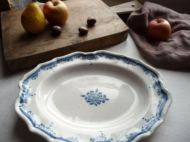 フランス アンティーク 青絵のオーバル皿 - une Belle Chose