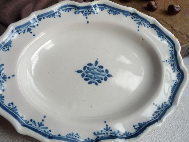 フランス アンティーク 青絵のオーバル皿 - une Belle Chose