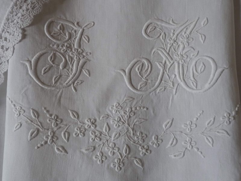 素晴らしい外見 240x173 リネンシーツ 花文字 モノグラム 手刺繍 